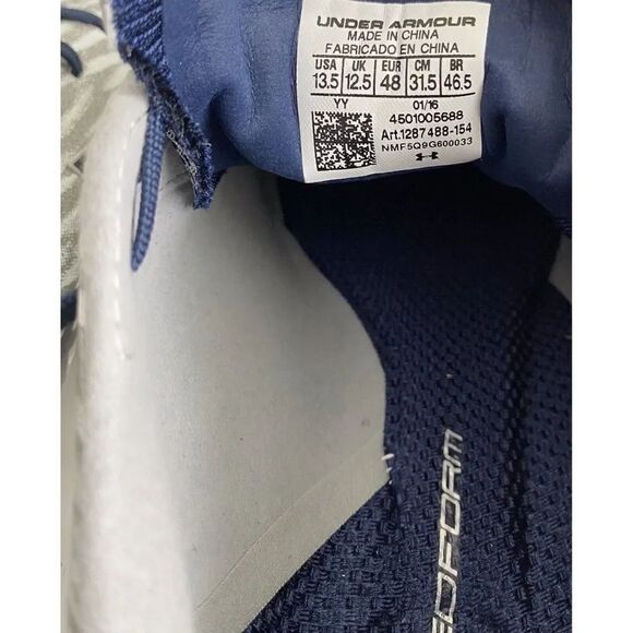 UNDER ARMOUR UA SPOTLIGHT Low Football Cleats Blue Sliver Tiger Stripes Sz 13.5 - Picture 8 of 8